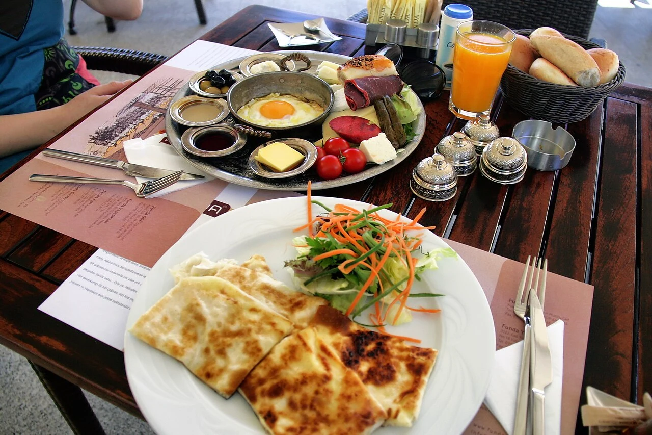 Türk kahvaltı sofrası